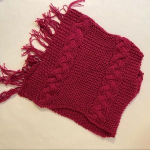 Chunky dark pink poncho - S/M